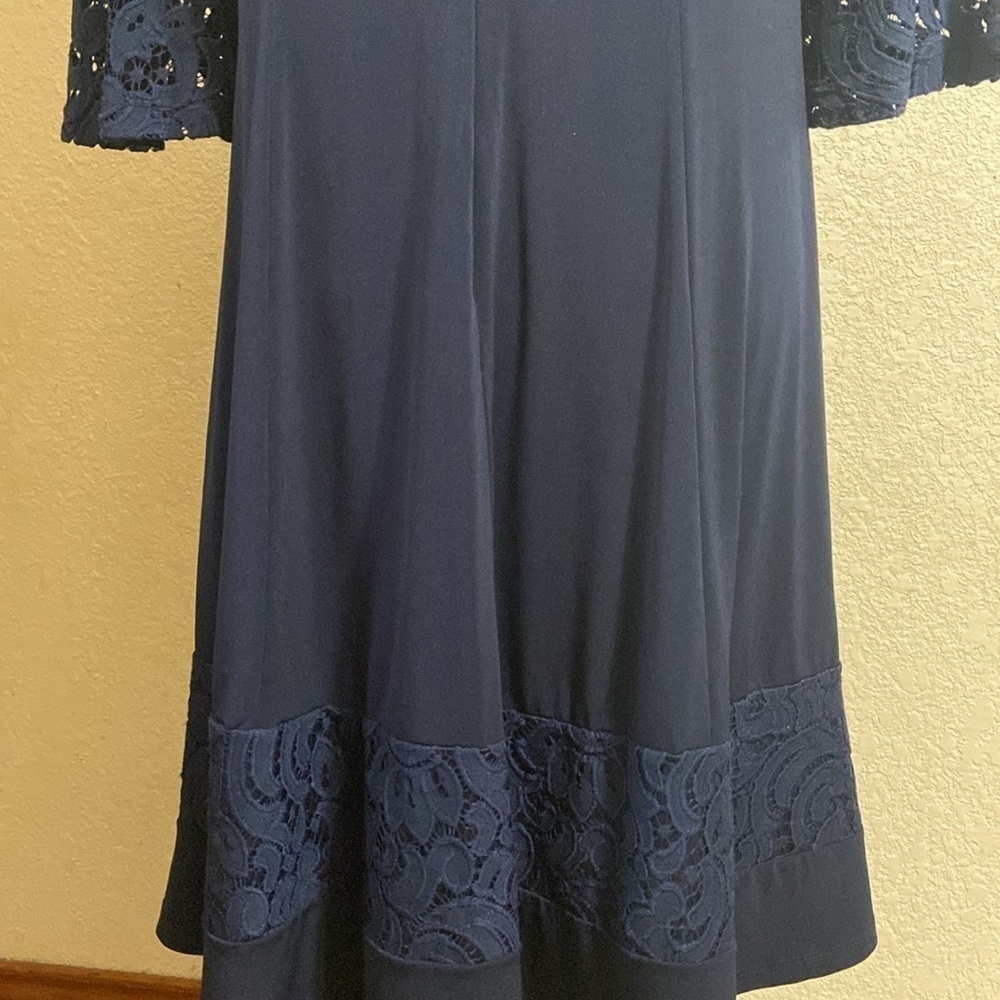 J Howard Dress - Picture 6 of 6